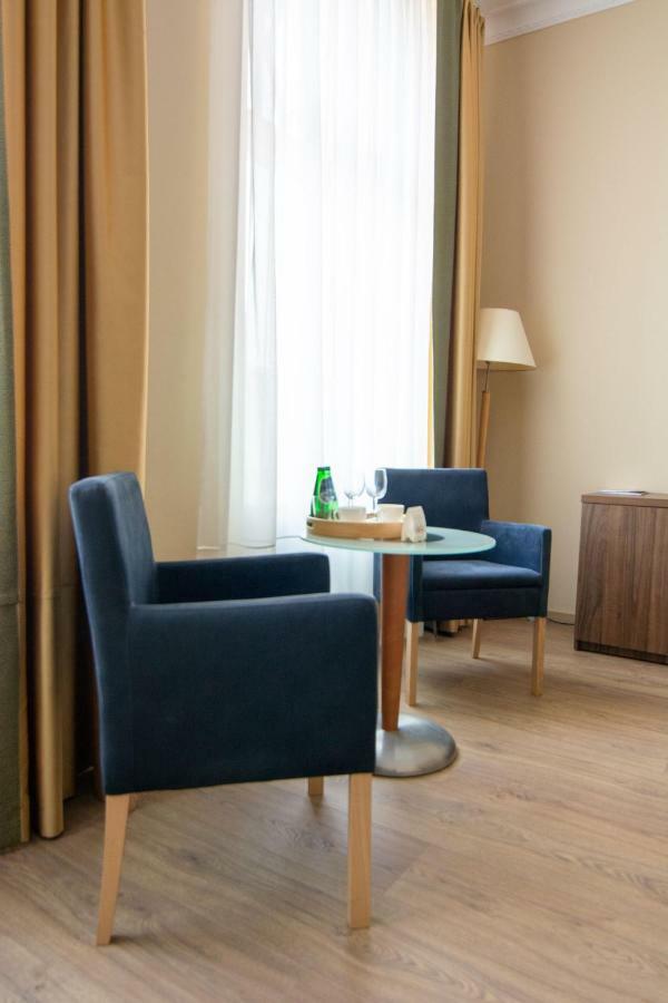 Brass Suites Łódź Eksteriør bilde